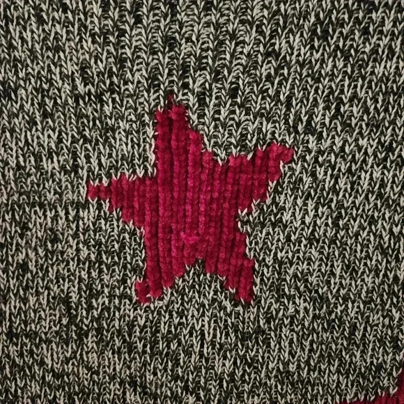 If it were me, Scoop‎ neck stars sweater - Picture 3 of 8